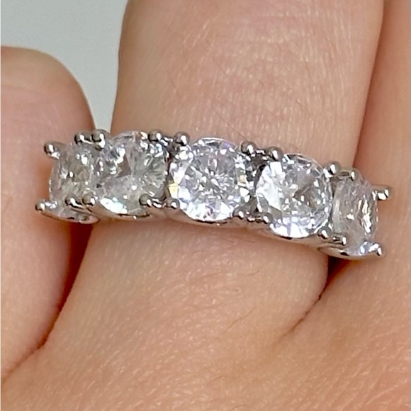 Diamond Band - Picture 3 of 10